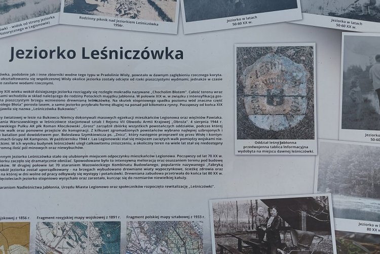 03.10.2023_lekcja historii w terenie_Dzień chłopaka_8a