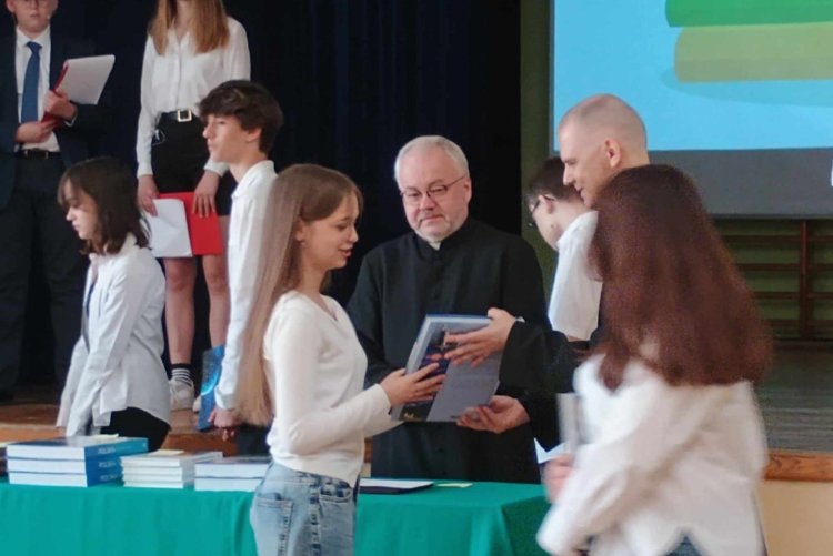 20.06.2024_Zakończenie roku szkolnego dla uczniów klasy 8a