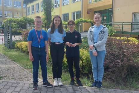 Filip, Marysia, Ignacy i Małgosia_Laureaci OLIPUSA